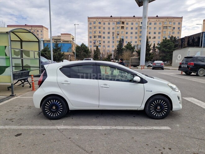 Toyota Aqua 2016, 176,000 km - 1.5 l - Sumqayıt