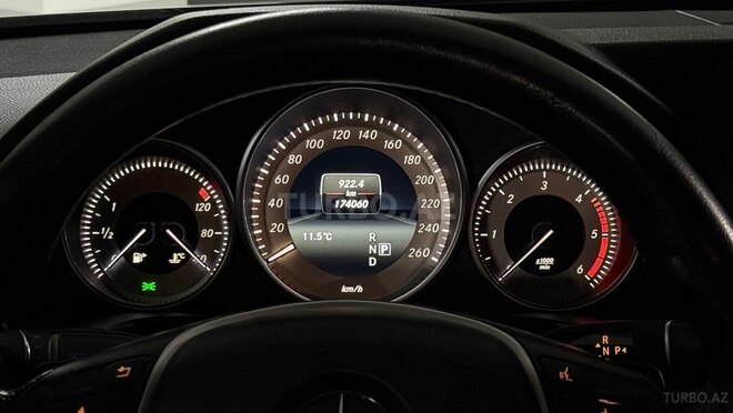 Mercedes E 220 2014, 174,000 km - 2.1 l - Bakı