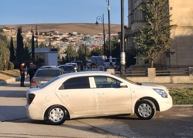 Chevrolet Cobalt-4