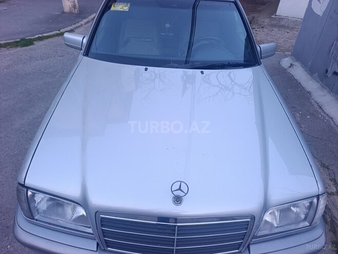 Mercedes C 200 1998, 367,000 km - 2.2 л - Sumqayıt