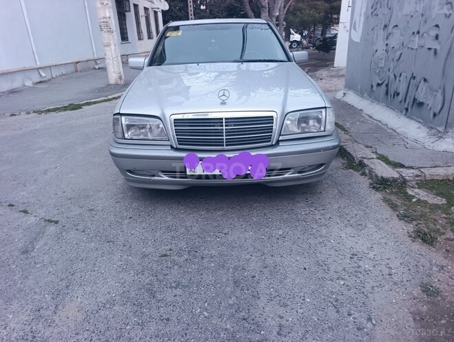 Mercedes C 200 1998, 367,000 km - 2.2 л - Sumqayıt