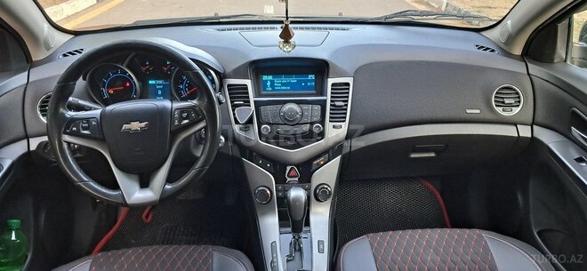 Chevrolet Cruze 2013, 334,000 km - 1.4 l - Şəmkir