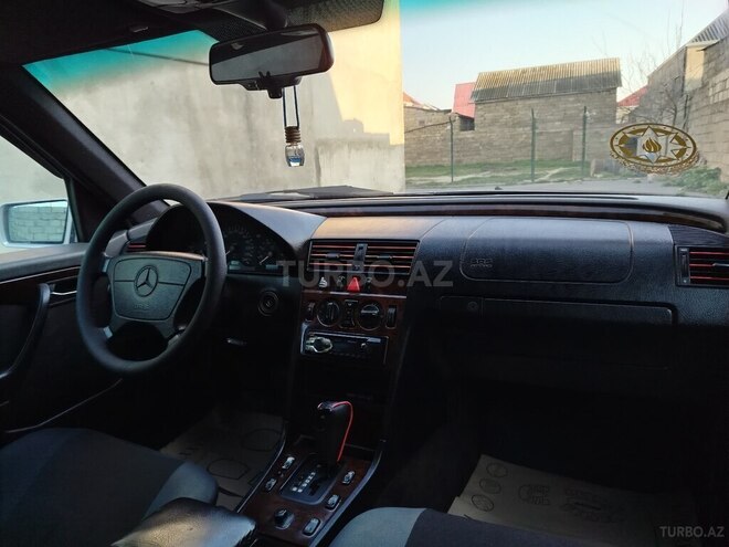 Mercedes C 180 1996, 325,144 km - 1.8 l - Bakı