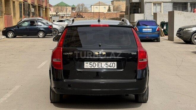 Kia  2008, 280,000 km - 1.6 l - Bakı