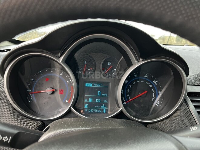 Chevrolet Cruze 2013, 262,775 km - 1.4 l - Ucar