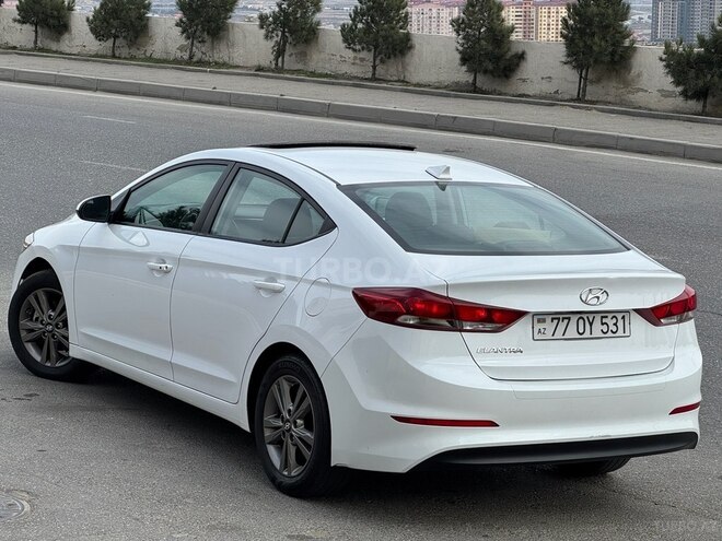 Hyundai Elantra 2016, 131,403 km - 2.0 l - Bakı