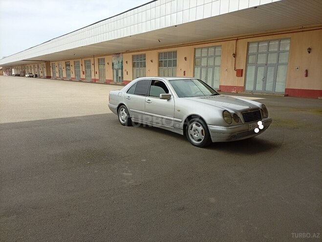 Mercedes E 220 1996, 321,456 km - 2.2 l - İmişli