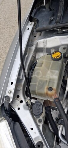 Toyota Corolla 2007, 300,000 km - 1.4 l - Bakı