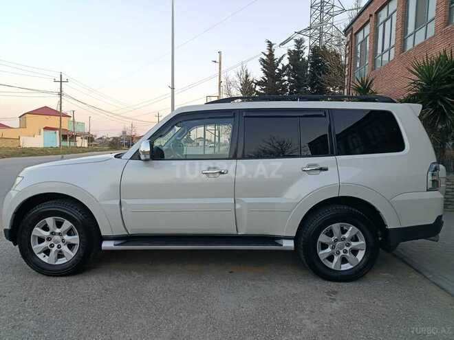 Mitsubishi Pajero 2008, 158,000 km - 3.0 l - Bakı