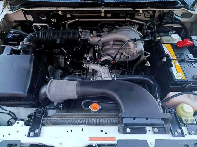 Mitsubishi Pajero 2008, 158,000 km - 3.0 l - Bakı