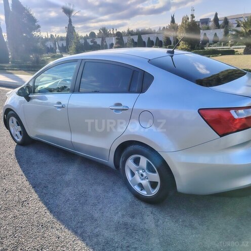 Kia Rio 2015, 128,000 km - 1.6 l - Şəmkir