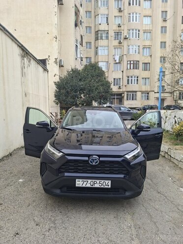 Toyota RAV4-12