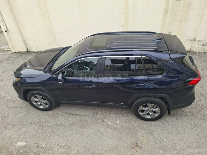 Toyota RAV4-7