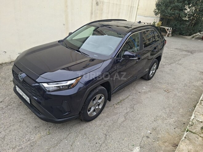 Toyota RAV4-8