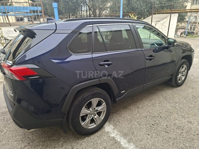 Toyota RAV4-5