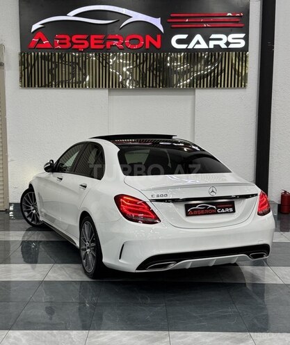 Mercedes C 300-10