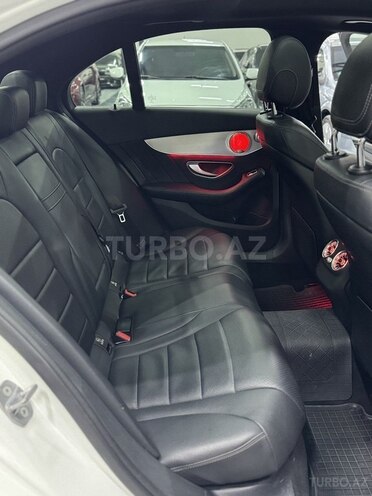 Mercedes C 300-21