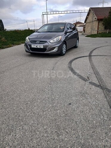 Hyundai Accent 2015, 222,089 km - 1.6 л - Bakı