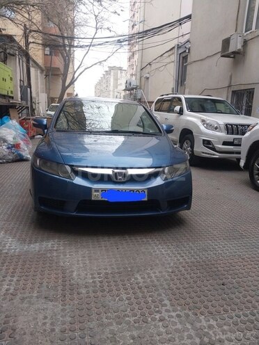 Honda Civic 2009, 290,750 km - 1.3 л - Bakı