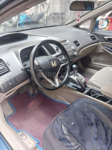 Honda Civic 2009, 290,750 km - 1.3 л - Bakı