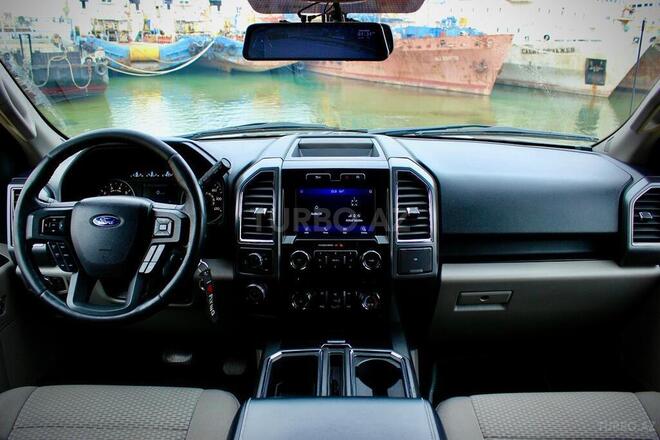 Ford F-150-10