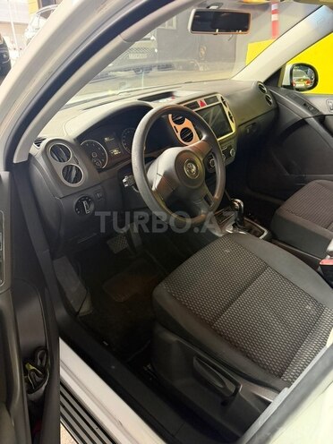Volkswagen Tiguan 2011, 253,556 km - 2.0 л - Bakı