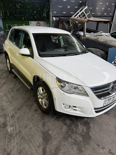Volkswagen Tiguan 2011, 253,556 km - 2.0 л - Bakı