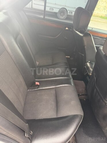 Mercedes 220 E 1994, 519,273 km - 2.2 l - Bakı