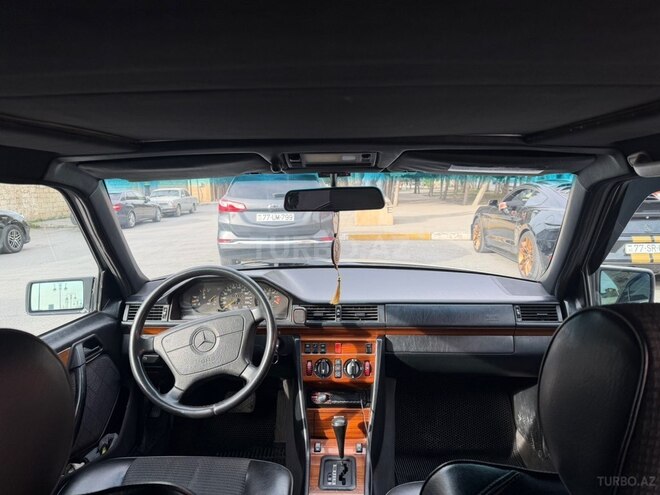 Mercedes 220 E 1994, 519,273 km - 2.2 l - Bakı