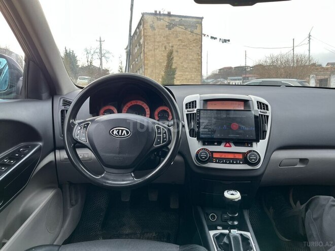 Kia  2008, 500,000 km - 1.6 l - Bakı