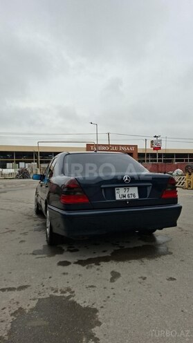 Mercedes C 220-18