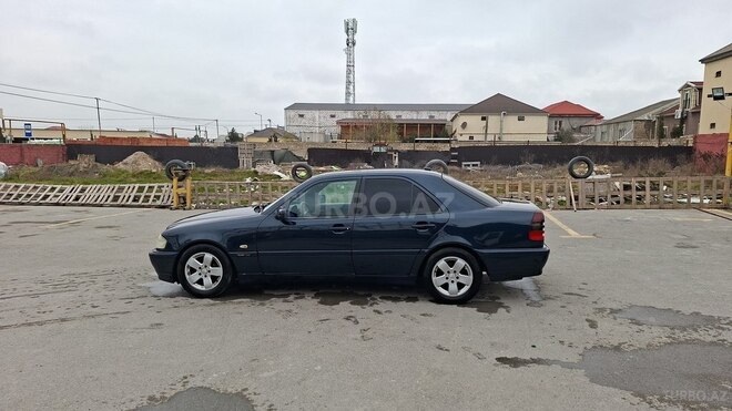 Mercedes C 220-15