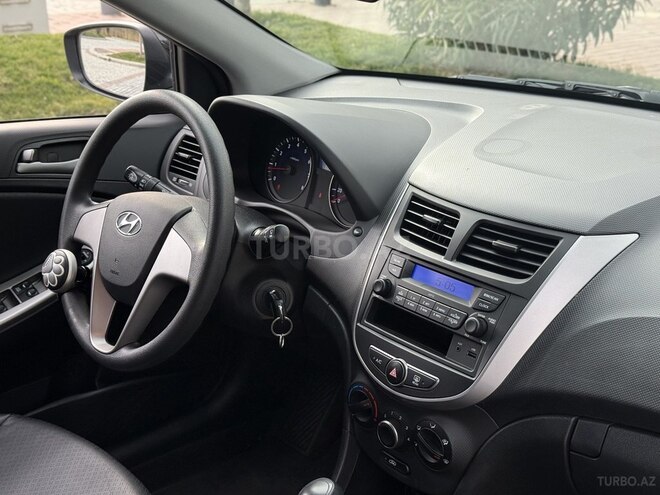 Hyundai Accent 2018, 60,000 km - 1.4 л - Bakı