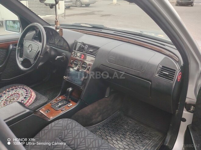 Mercedes C 200 1995, 336,000 km - 2.0 л - Bakı
