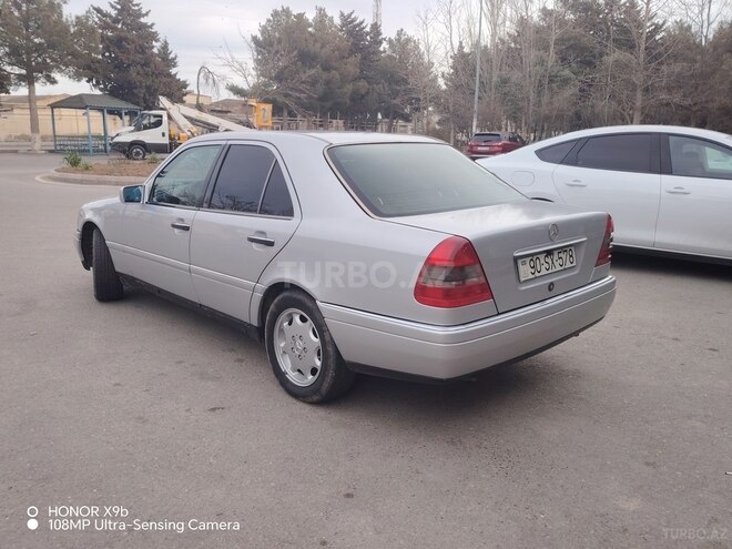 Mercedes C 200 1995, 336,000 km - 2.0 л - Bakı
