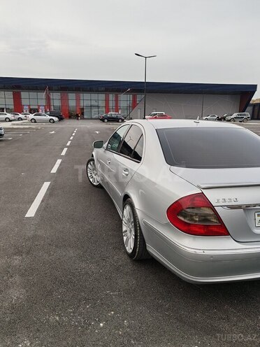 Mercedes E 220 2006, 286,000 km - 2.2 l - Bakı