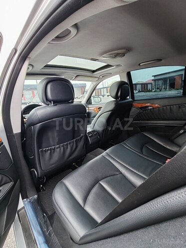 Mercedes E 220 2006, 286,000 km - 2.2 l - Bakı