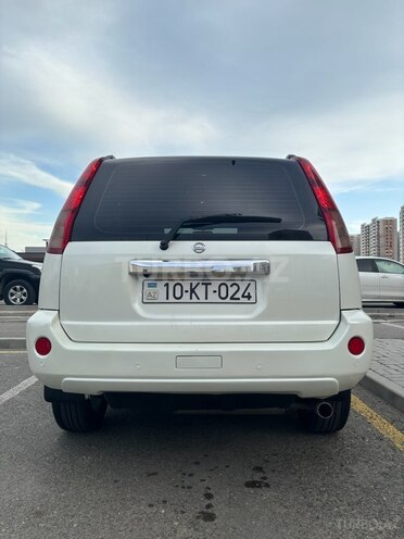 Nissan X-Trail 2011, 215,000 km - 2.5 л - Bakı