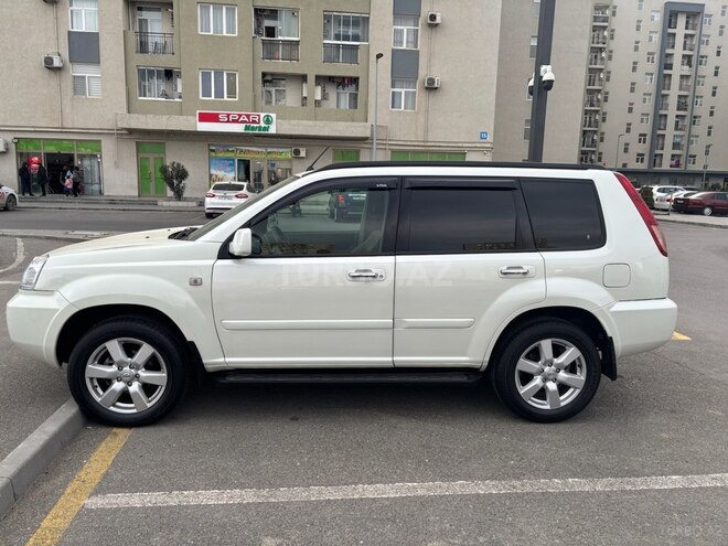 Nissan X-Trail 2011, 215,000 km - 2.5 л - Bakı