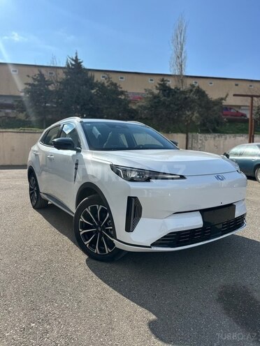 Changan Qiyuan Q05-2