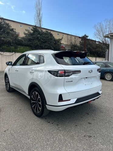 Changan Qiyuan Q05-5