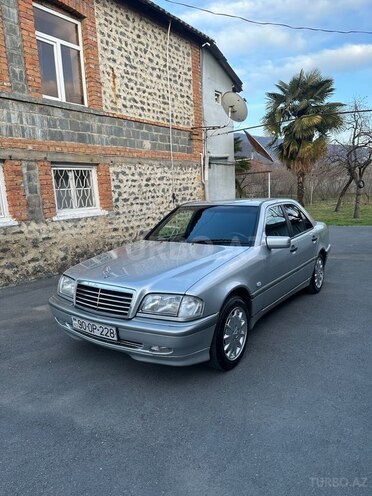 Mercedes C 200 1998, 214,000 km - 2.0 l - Zaqatala