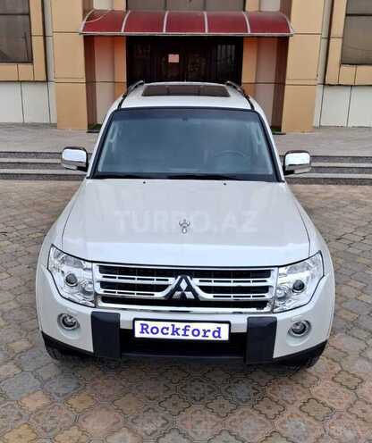 Mitsubishi Pajero 2008, 158,000 km - 3.0 l - Bakı