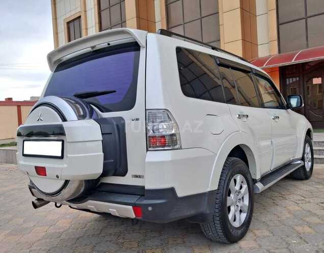 Mitsubishi Pajero 2008, 158,000 km - 3.0 l - Bakı