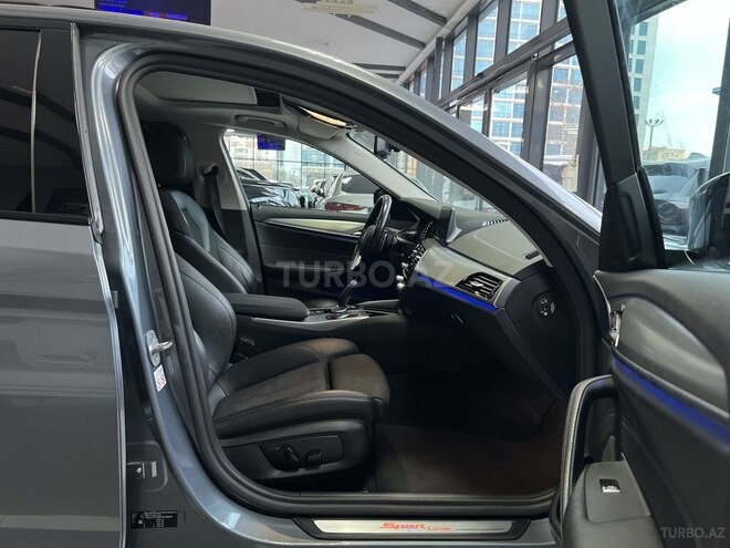BMW 520d-11