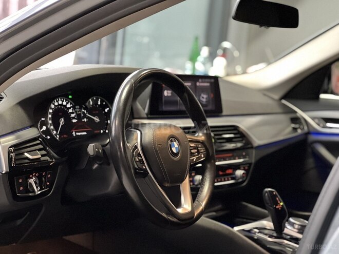 BMW 520d-15