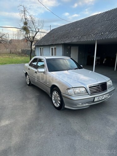 Mercedes C 200 1998, 214,000 km - 2.0 l - Zaqatala
