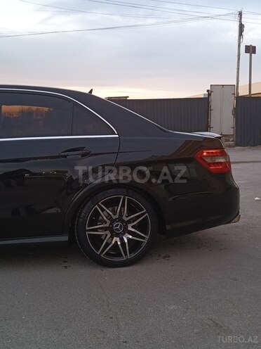 Mercedes E 220-5