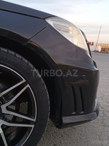 Mercedes E 220-17