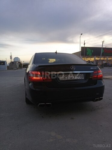Mercedes E 220-4